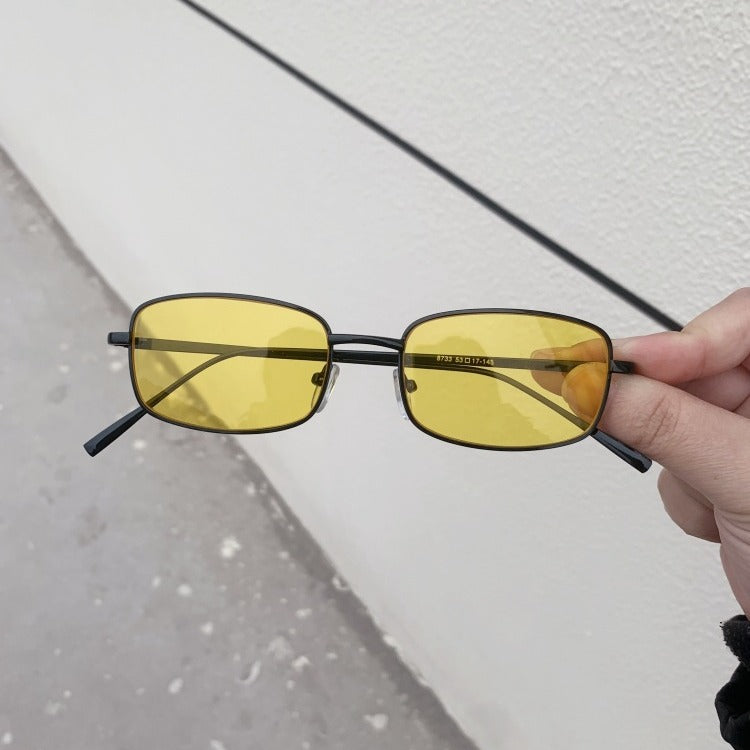 Retro Sunglasses For Men And Women Black Frame Yellow Film