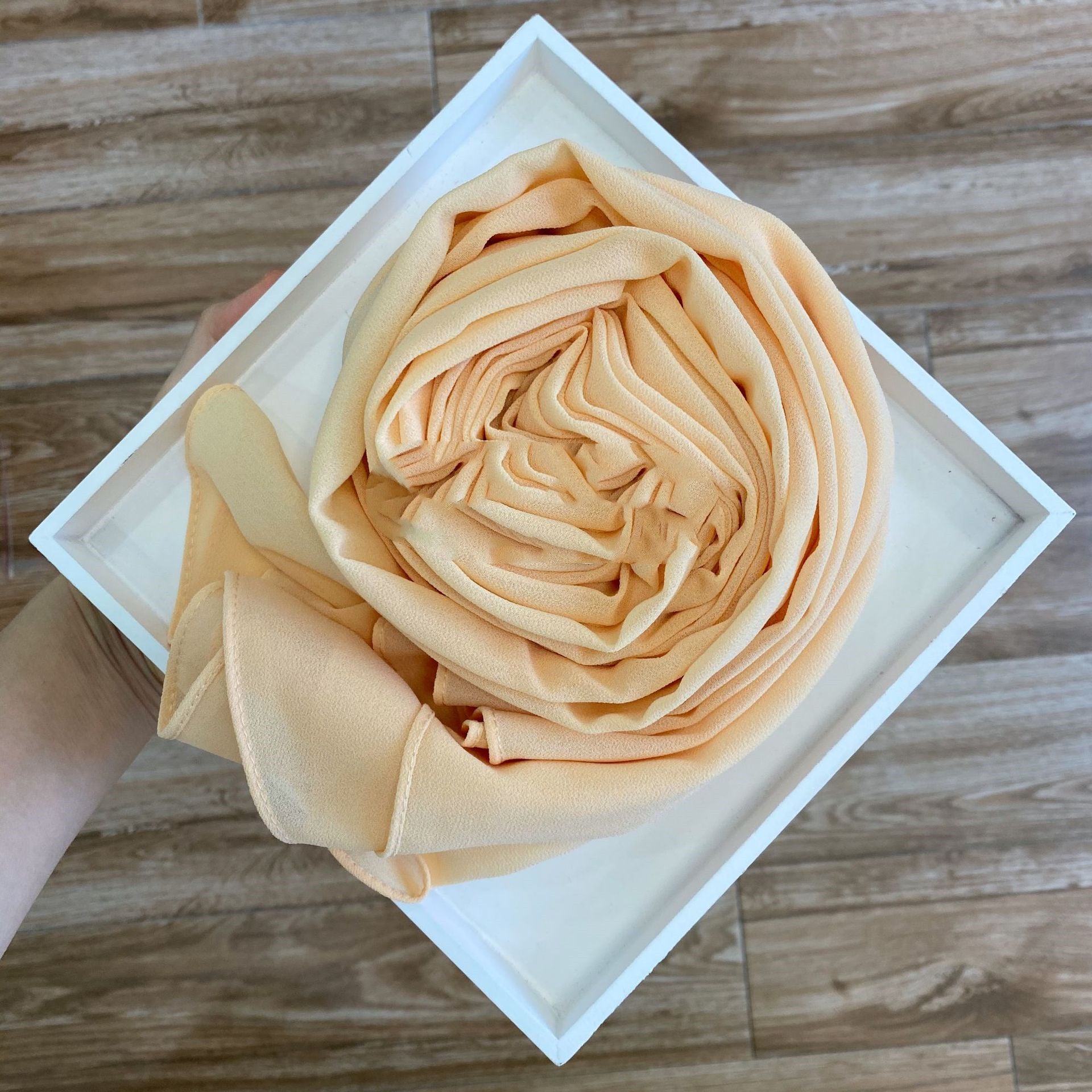 Women's Hijab Solid Pearl Chiffon Scarf Hemerocallis color