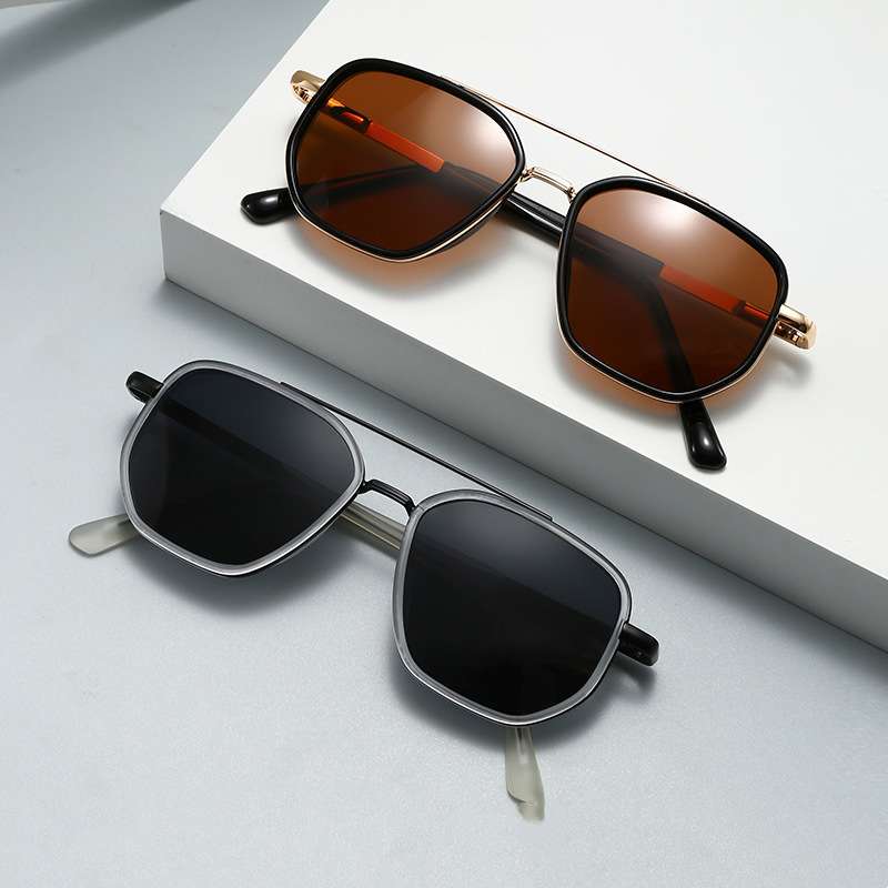New UV-Protective Chanel-Style Metal Sunglasses For Men