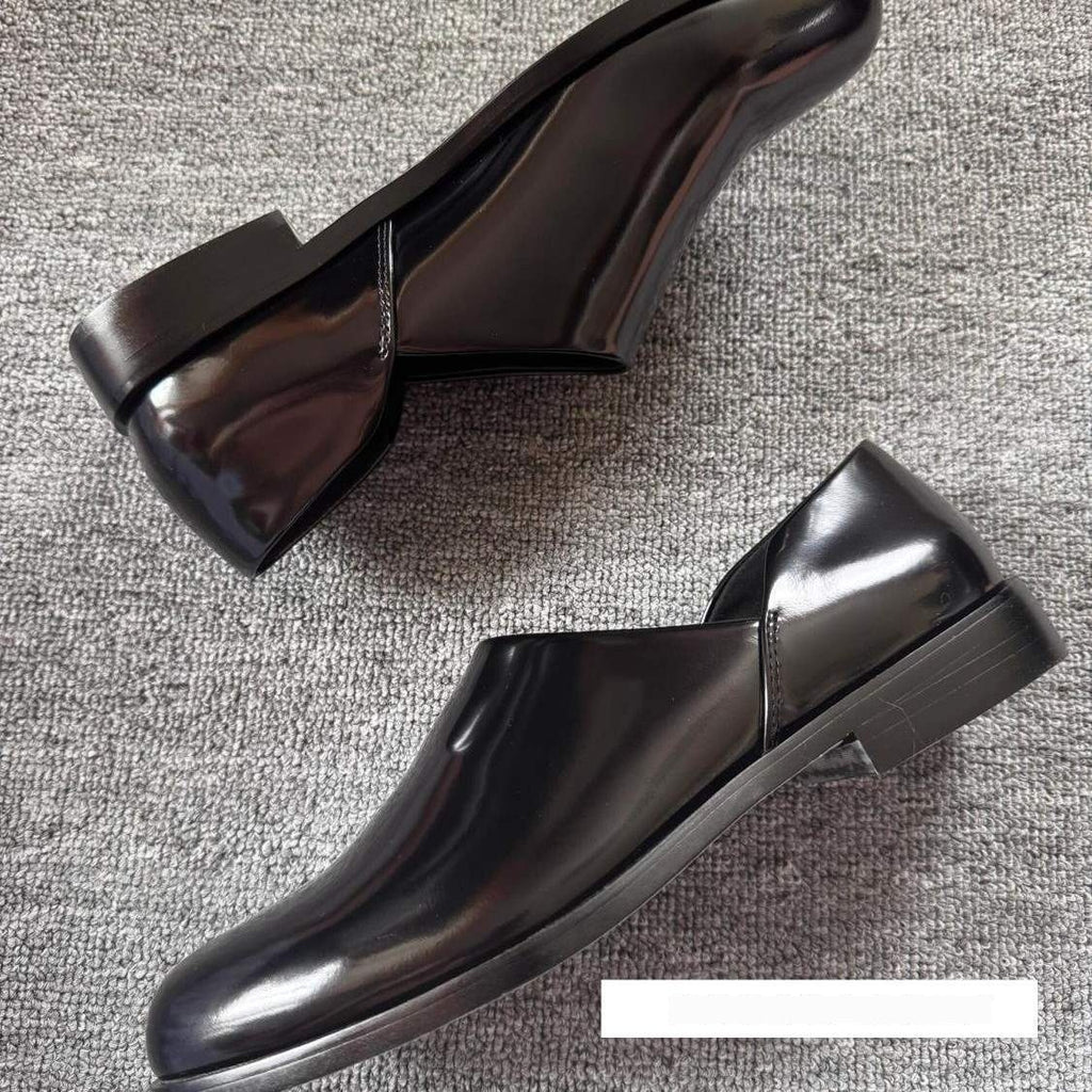 Slip-on Round-toe Loafer